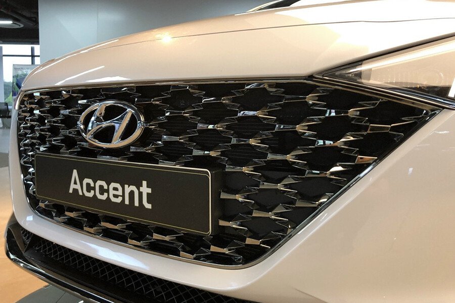 Hyundai Accent 1.4 AT Đặc Biệt - Hình 3